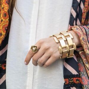 PLUNDER “MURIEL” GOLD CHAIN LINK CUFF BRACELET - BRAND NEW!